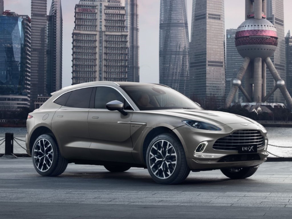 Aston Martin DBX Straight-Six